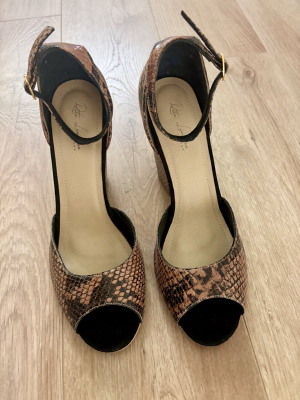 Rita Linares Ankle Strap Animal Print Leather ChunkyHigh Heeled Sandals - Picture 3 of 5